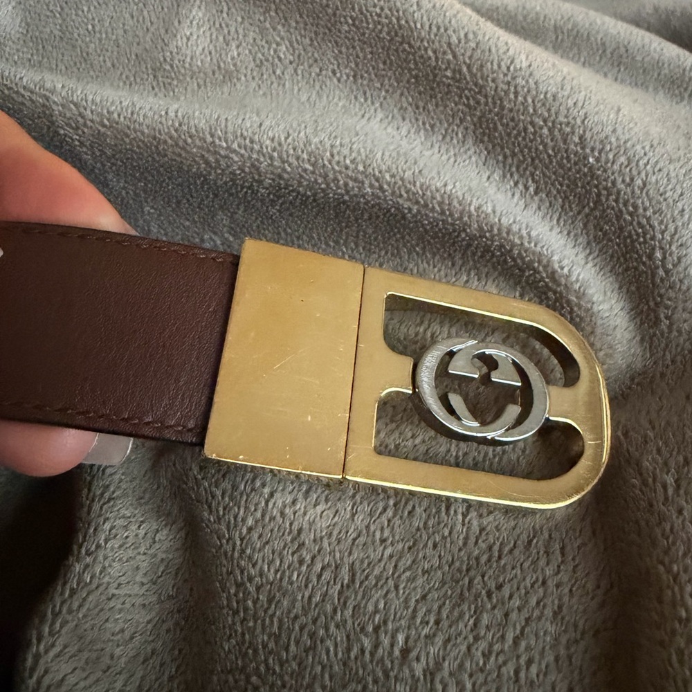 Gucci Black/Brown Leather Reversible Belt with Gold Hardware - Picture 8 of 10